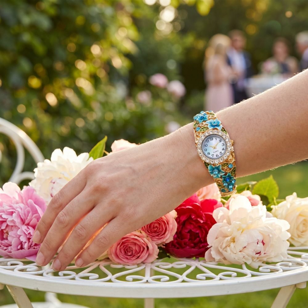 Rich In Flowers Vintage Watch  - Vintage Fashion Week 评论和价格