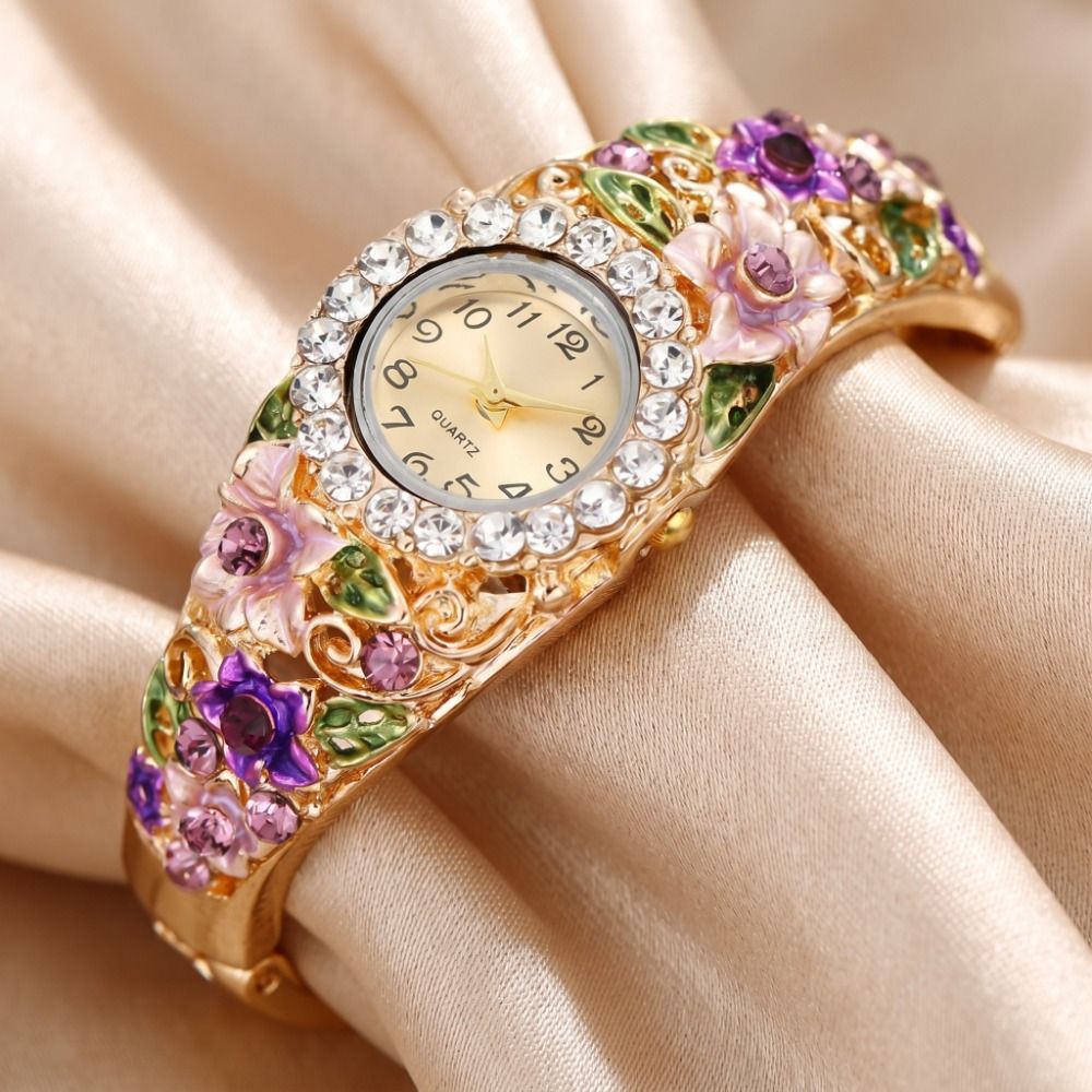 Rich In Flowers Vintage Watch  - Vintage Fashion Week 评论和价格