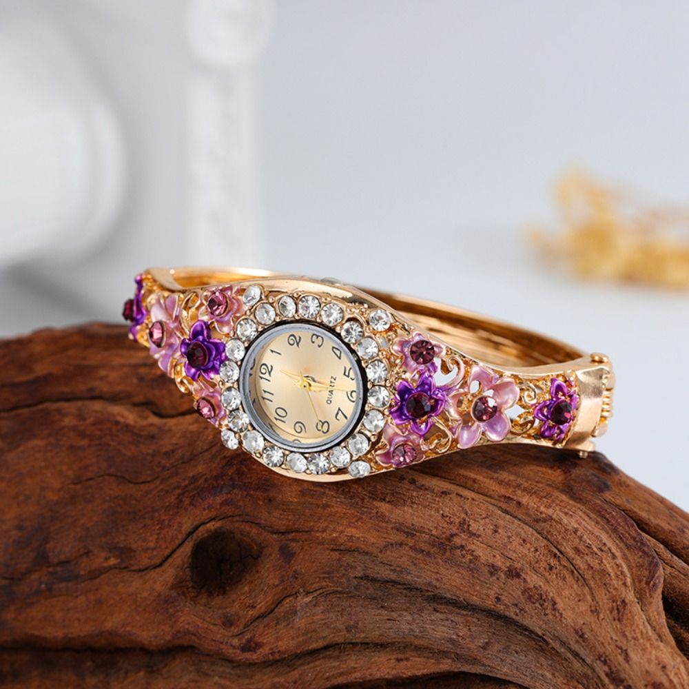 Rich In Flowers Vintage Watch  - Vintage Fashion Week 评论和价格