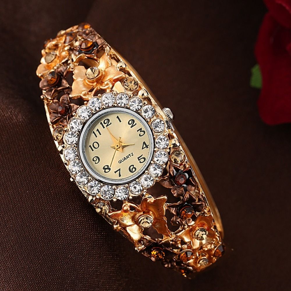 Rich In Flowers Vintage Watch  - Vintage Fashion Week 评论和价格