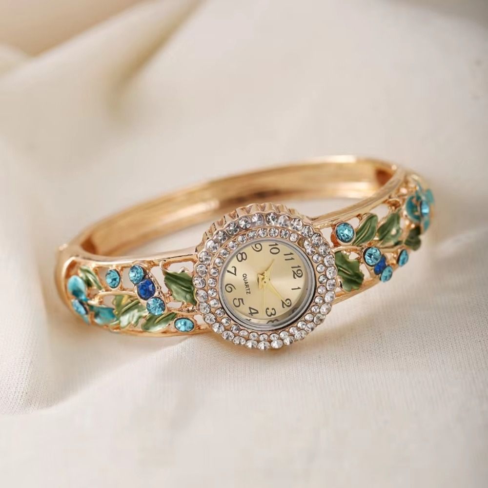 Rich In Flowers Vintage Watch  - Vintage Fashion Week 评论和价格